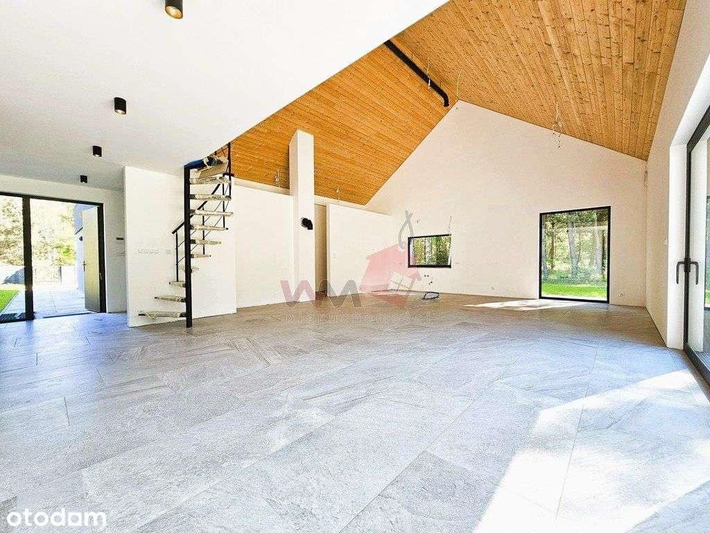 Nowoczesny dom w Otulinie Parku Kozłowieckiego!-12