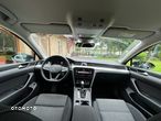 Volkswagen Passat Variant 2.0 TDI SCR DSG BlueMotion Comfortline - 36