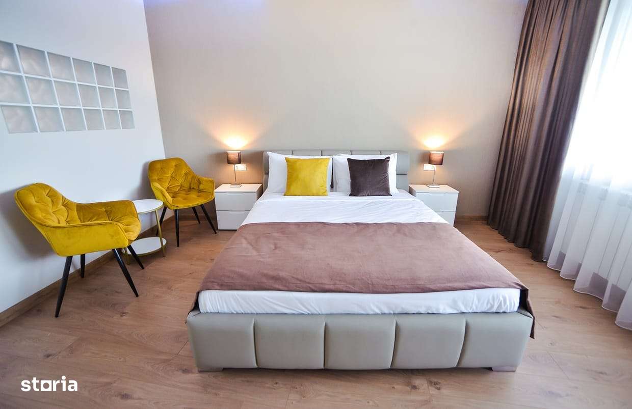 Reședință privată de lux cu vedere panoramică la lac - Imagine principală: 4/20