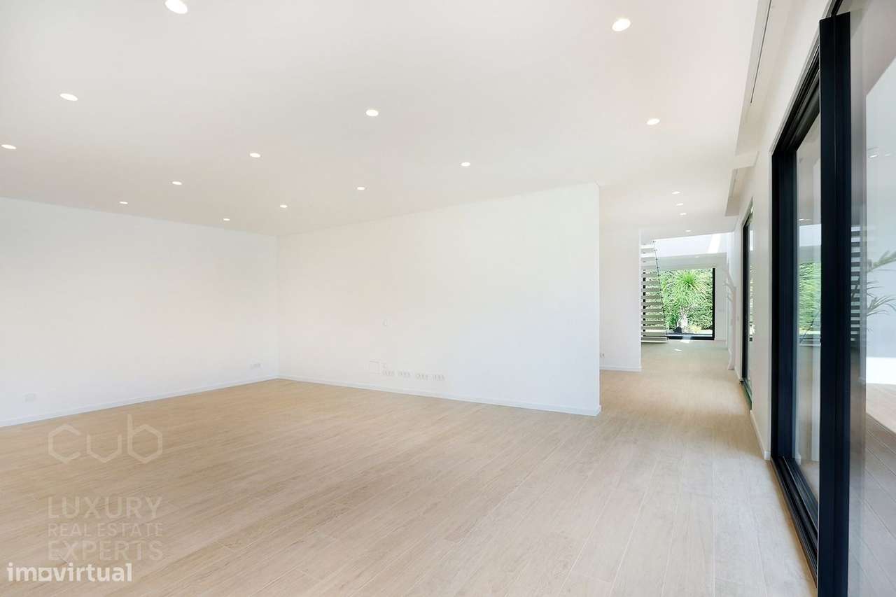 Moradia de Luxo T5 com Piscina na Herdade da Aroeira | Condomínio Priv-12