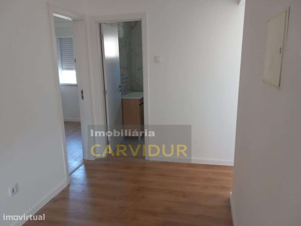 Barreiro Vila-Chã T2 totalmente remodelado-13