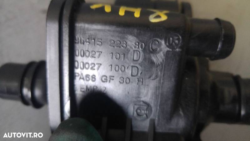 corp termostat 1.4 hdi 8hy 90 cp citroen c3 9641522380 - 3