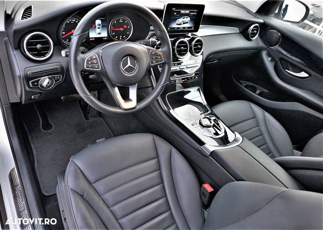 Mercedes-Benz GLC 220 d 4MATIC - 12