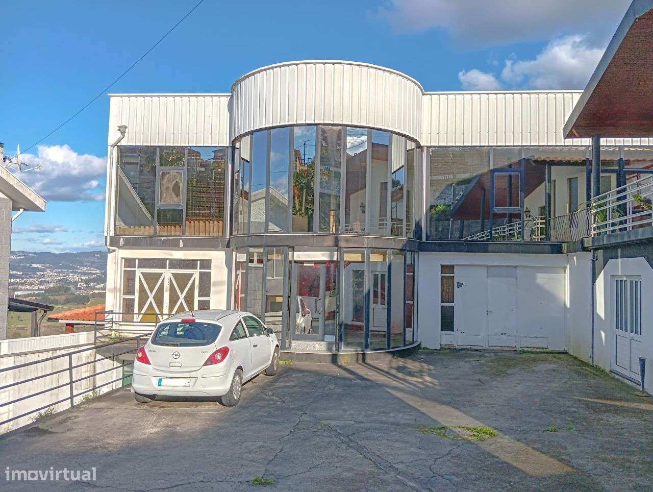 Armazém em Roriz, Santo Tirso-1