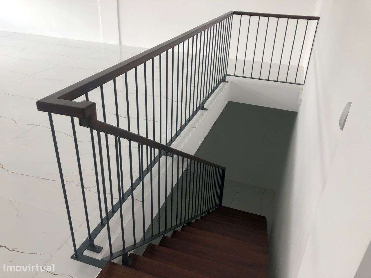 Espaço Comercial "Loja" centro da cidade de Aveiro - Grande imagem: 5/6