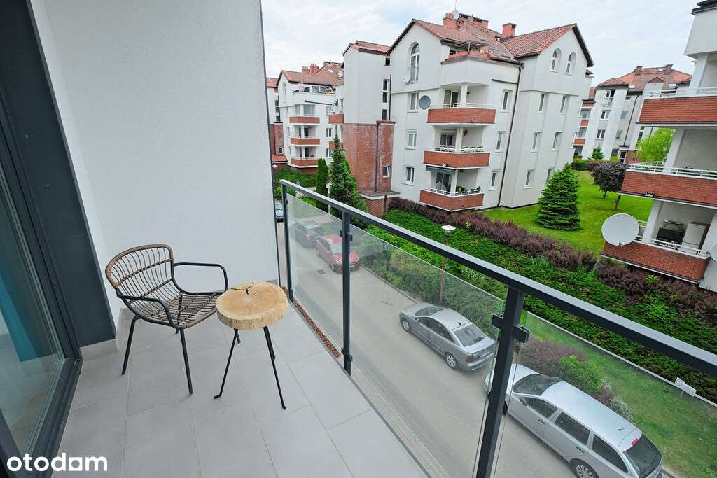 Dwustronne, wysokie, 2- balkony-10