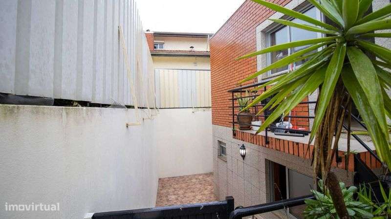 Moradia T4 para arrendar em Espinho - Grande imagem: 5/12