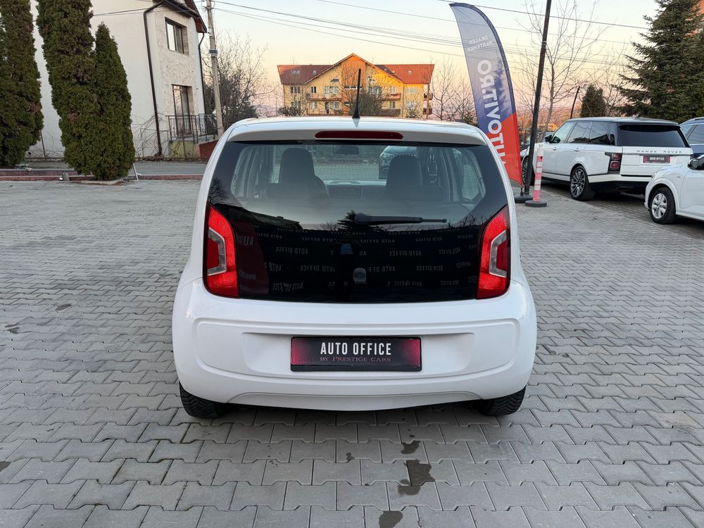 volkswagen up   1 0 move