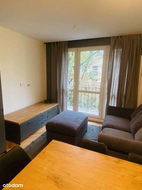 Do sprzedaży mieszkanie po generalnym remoncie-3