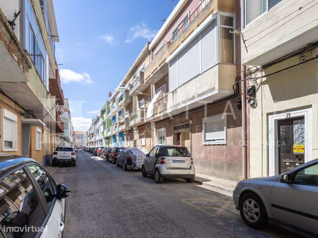 T1 Totalmente Remodelado em Open Space - Rua de Cabo Verde, Baixa d...-25