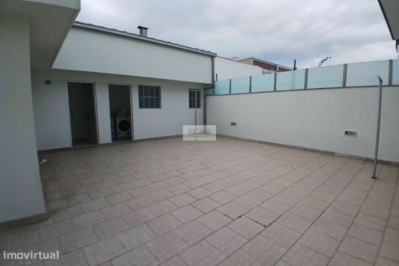 Moradia Geminada T4 Venda em Cidade da Maia,Maia-24