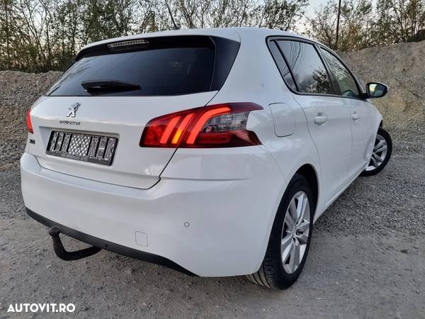 Peugeot 308 1.2 L PureTech Turbo S&S Active Pack - 12