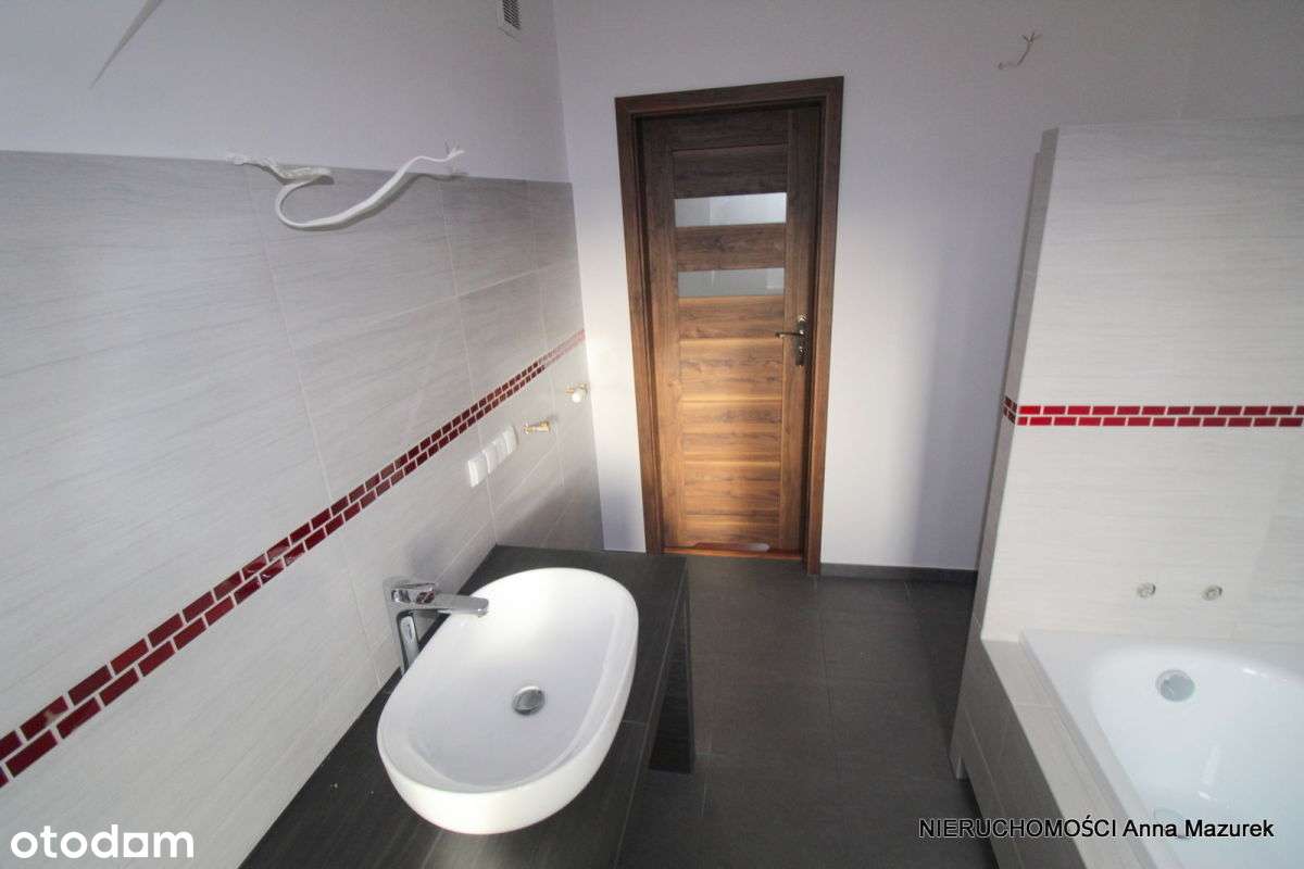 Piękny dom z garażem blisko Kostrzyn, duża-17