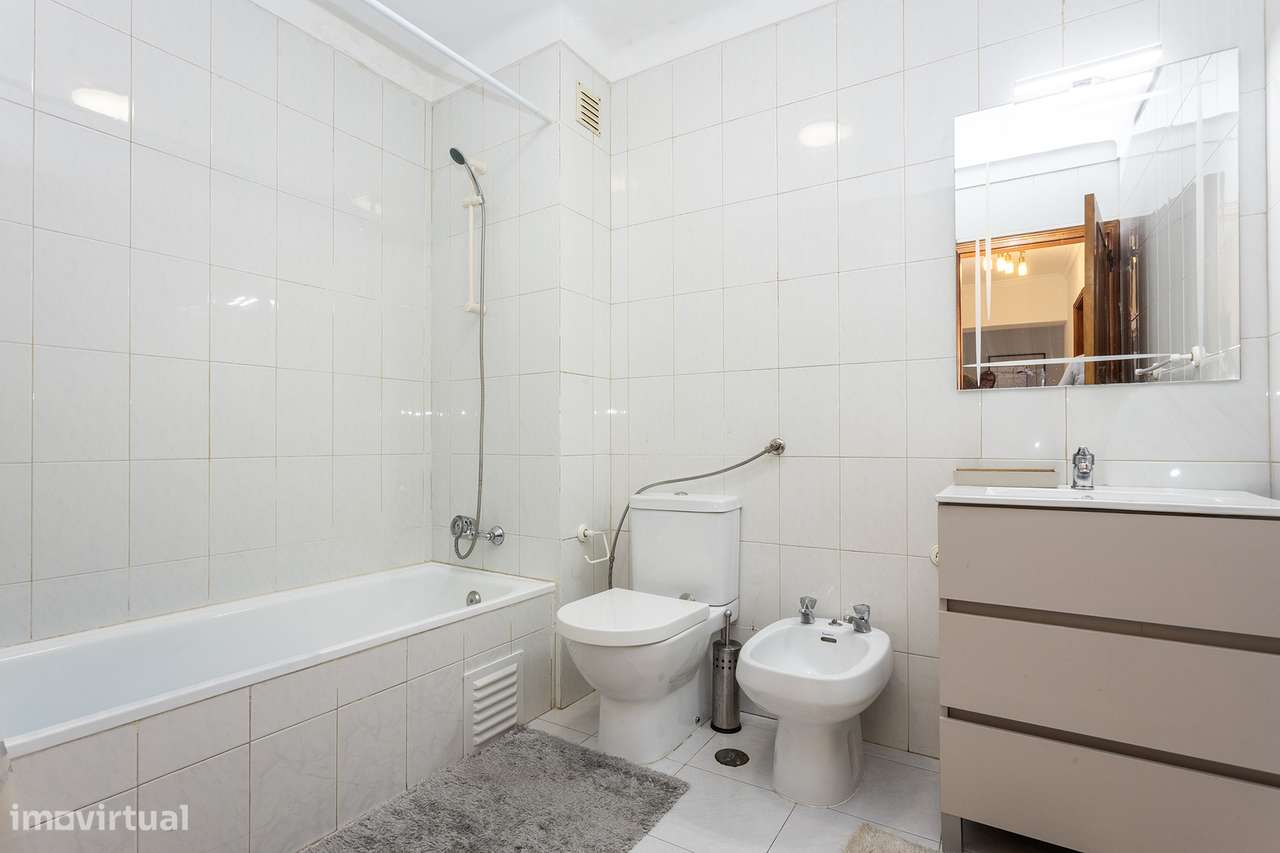 Apartamento T1 na Tapada das Mercês - Grande imagem: 5/22