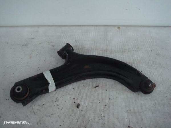 Braço Suspenção Fr Dta Nissan Micra Iii (K12) - 1