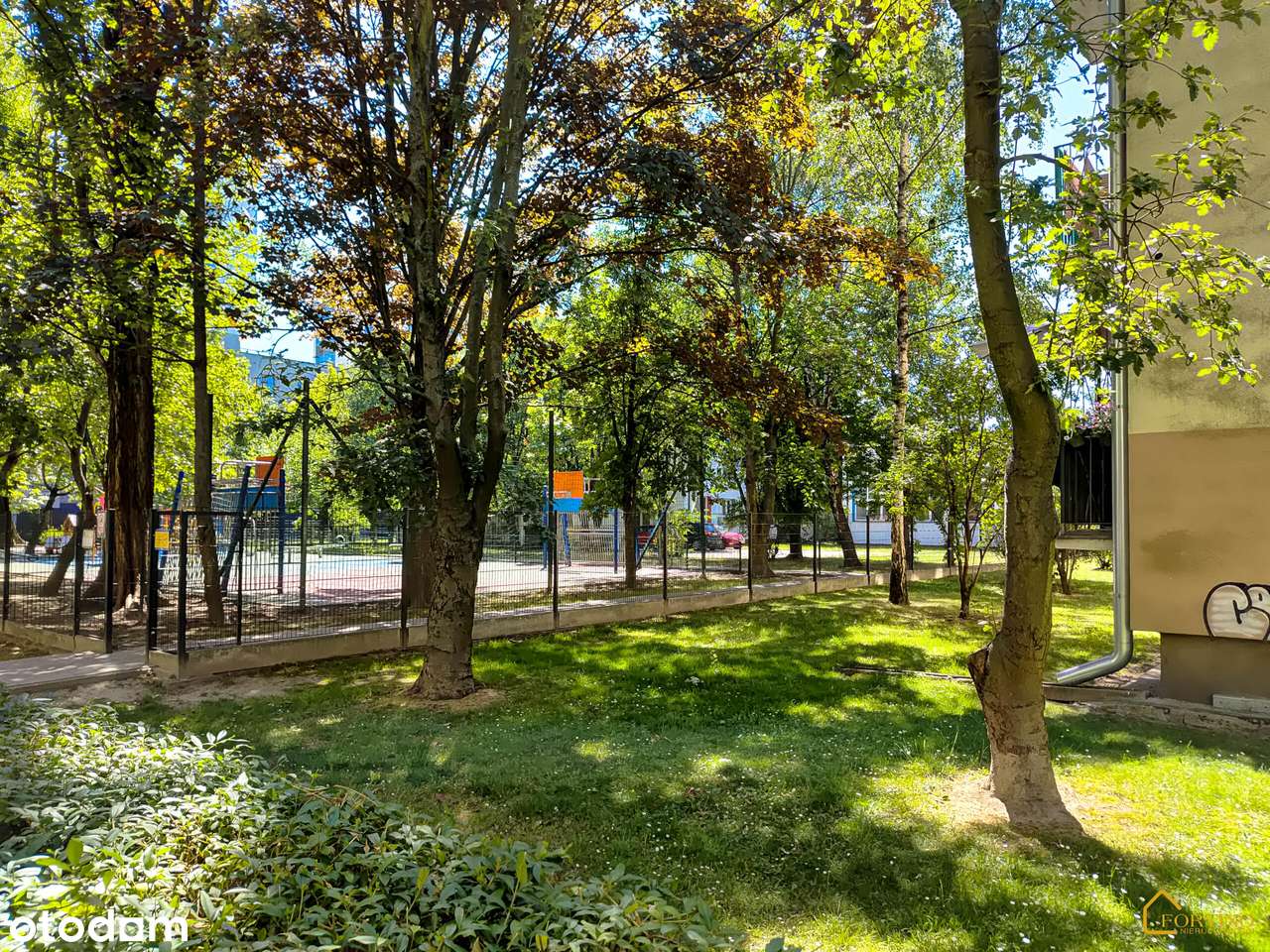 Widne 3-pokojowe z balkonem i oddzielną kuchnią! Nowa, niższa cena!-9