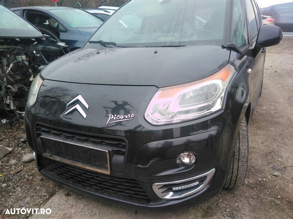 Dezmembrez Citroen C3 Picasso - 4