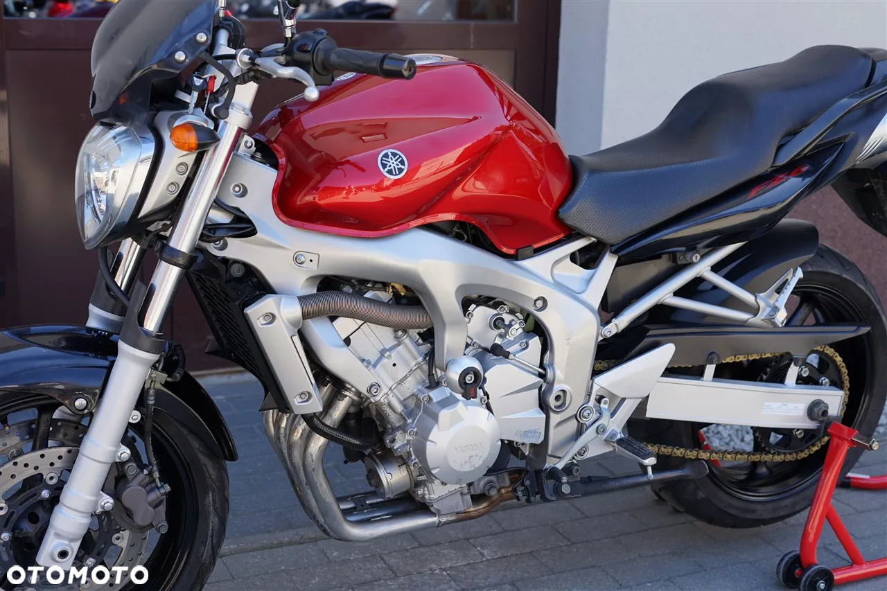 Yamaha FZ6 - 28