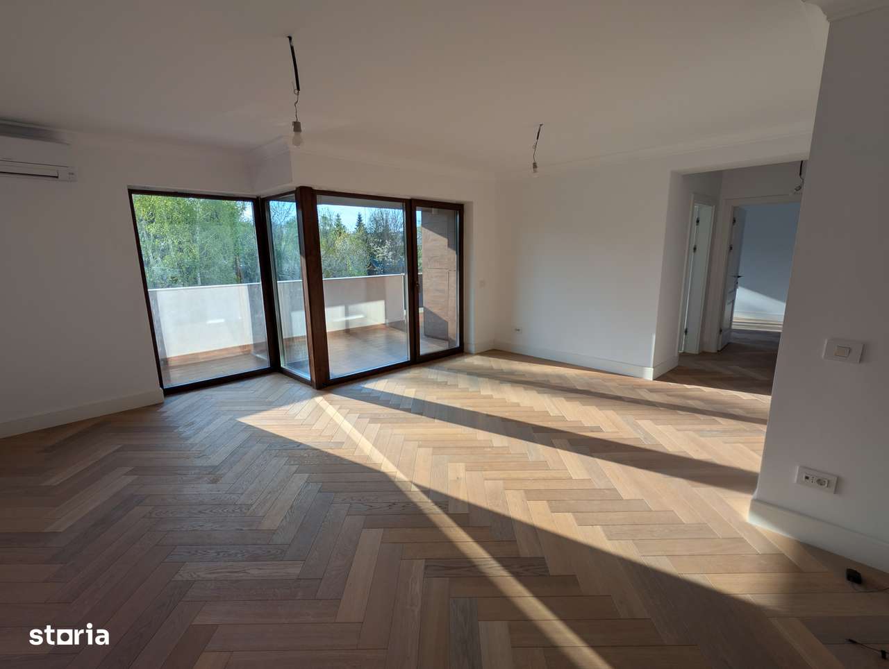 Proprietar, 2 camere, 71,8 mp utili + balcon 18,6 mp, 2 bai, parcare
