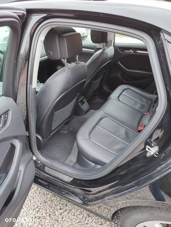 Audi A3 1.8 TFSI Ambition S tronic - 19