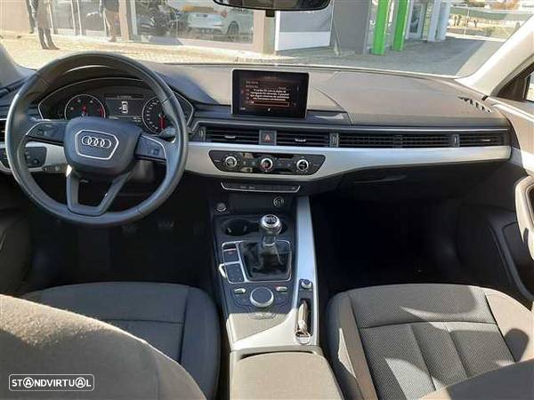 Audi A4 Avant 2.0 TDI - 6