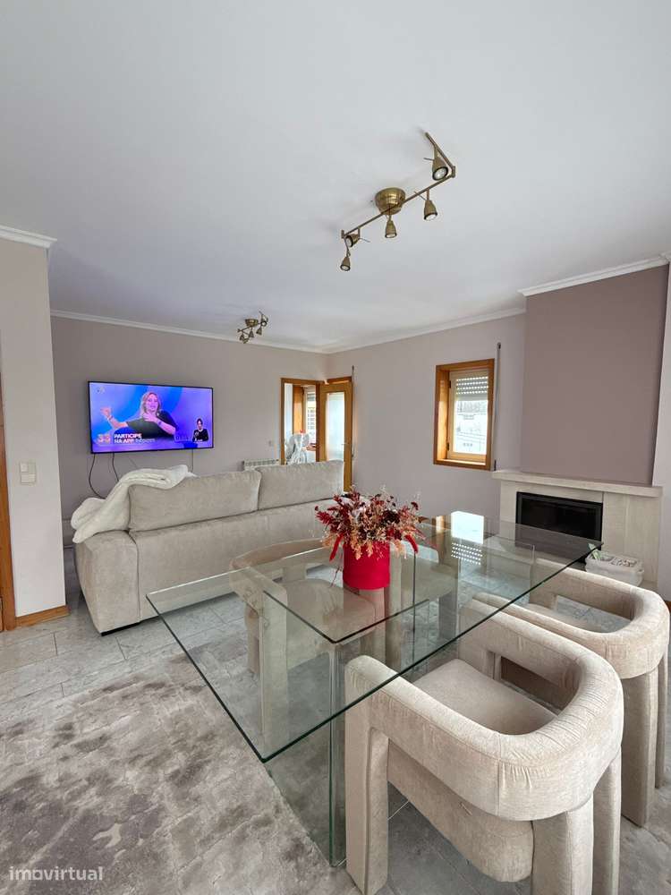 Excepcional Apartamento T4 Dúplex, Nogueira da Maia-4