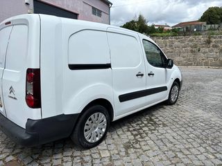 Citroën Berlingo 1.6 Hdi 100Cv 3 lugares [Caixa longa]