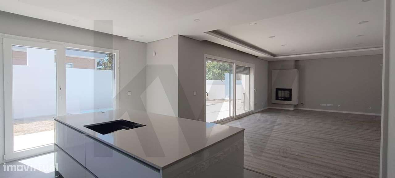 Moradia térrea geminada T4 com piscina e garagem, , em fase final de c - Grande imagem: 3/36