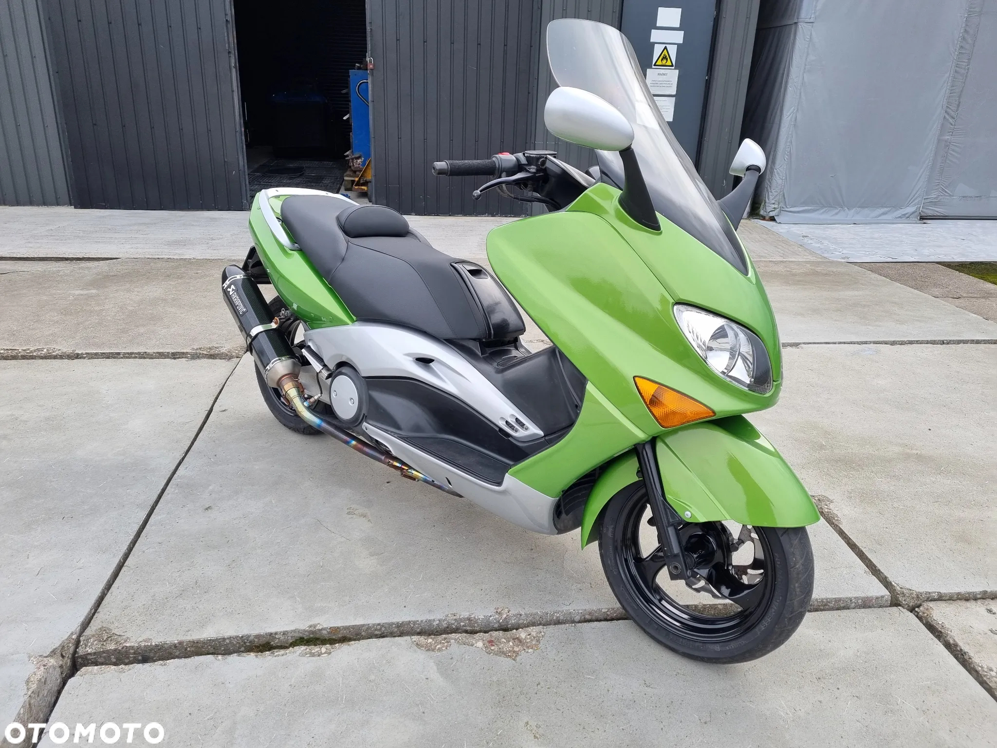 Yamaha Tmax - 5