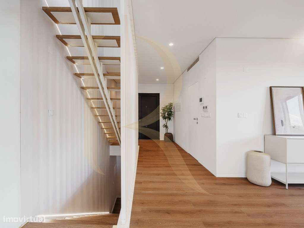 Moradia geminada nova T4 com garagem, piscina e terraço em Foros de...-6