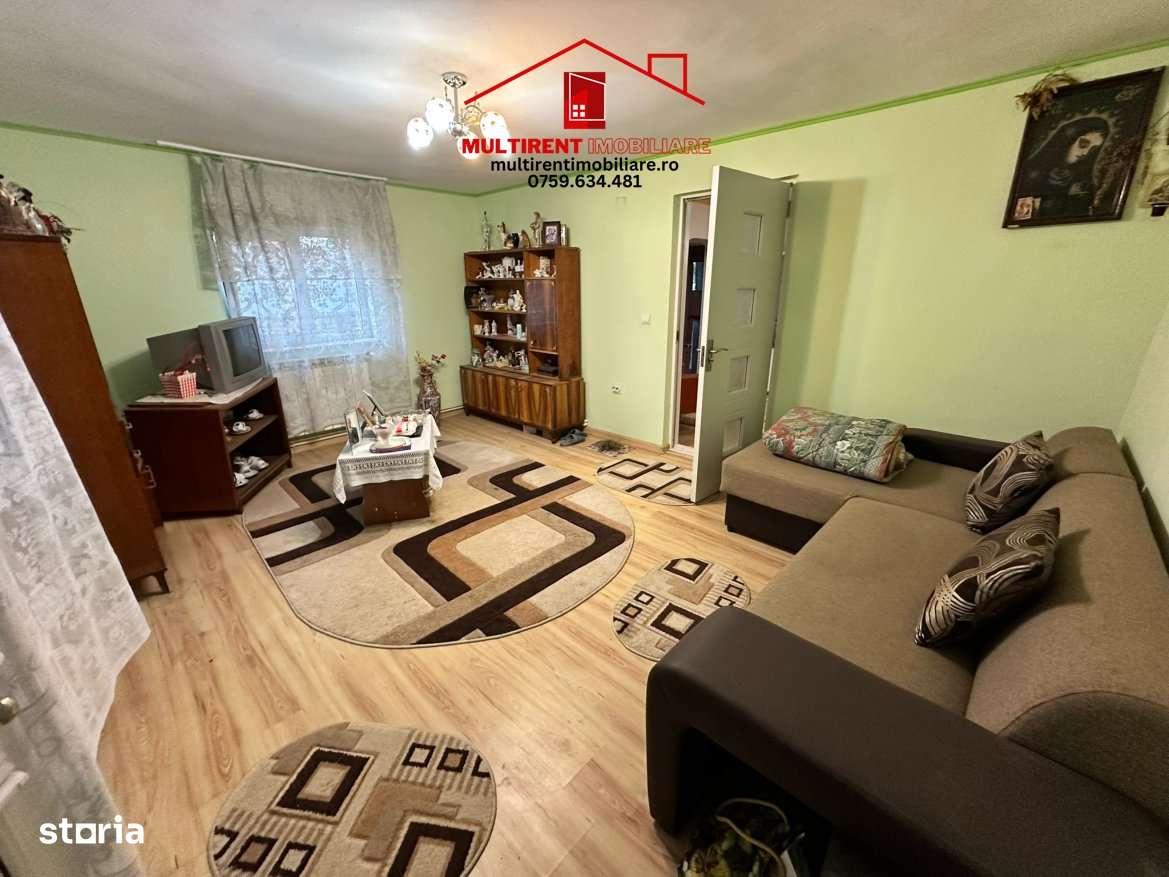 Vila D+P+M - de vanzare in cartier SUD VII ! - Imagine principală: 5/20