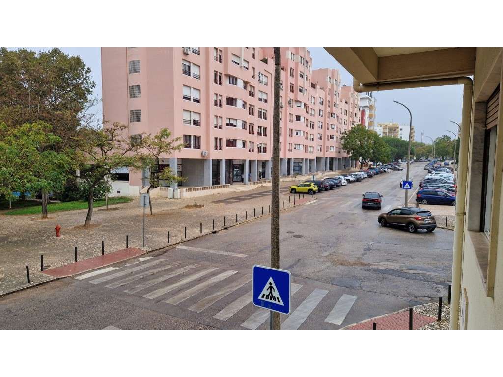 T4 - Bairro do Liceu - Excelentes Áreas-10