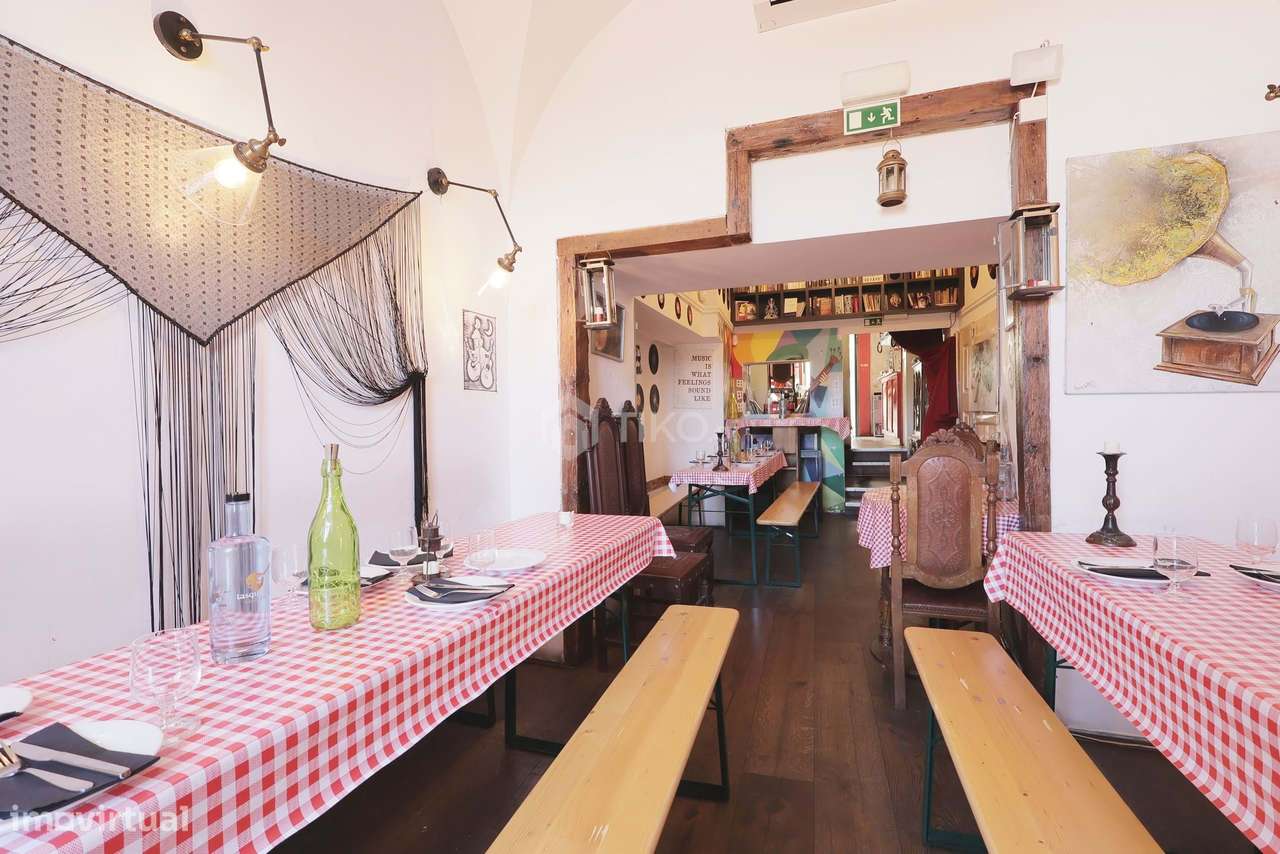 Oportunidade Única: Trespasse de Restaurante "Tasquinha Canto do Fado"-8