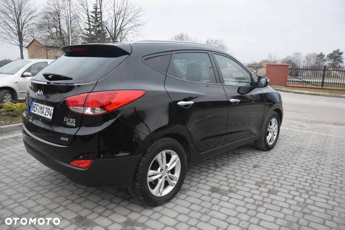 Hyundai ix35 2.0 CRDi 4WD Automatik Style - 12