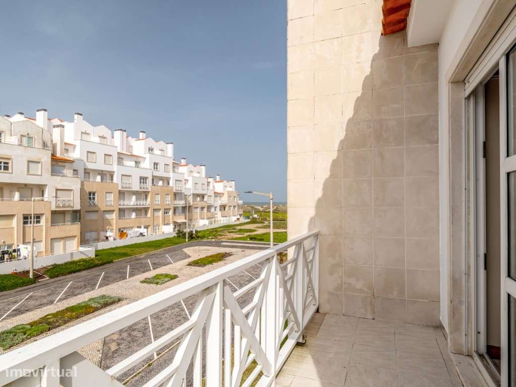 Apartamento a 400 metros da praia, com excelente exposição solar - Grande imagem: 5/32