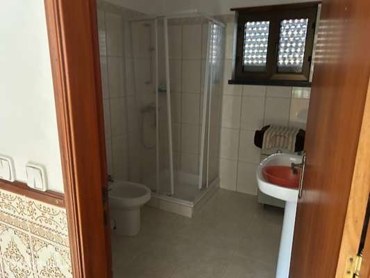 Moradia sita em Rio de Couro e Casal dos Bernardos-7