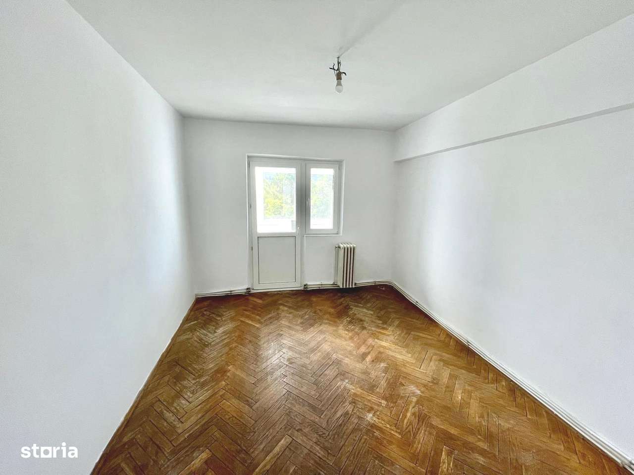 Apartament 4 camere, decomandat, 2 bai, etaj 2, centrala, PVC, Galata-3