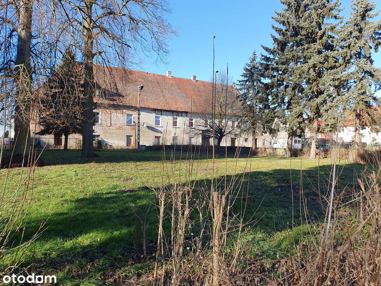 Zespół pałacowy(21ha) _ z DUŻYM terenem pod bud. mieszkaniowe(MPZP)-7