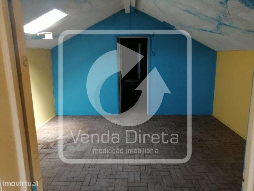 Moradia T7 com 4 pisos e garagem em Mouriscas - Abrantes.-31