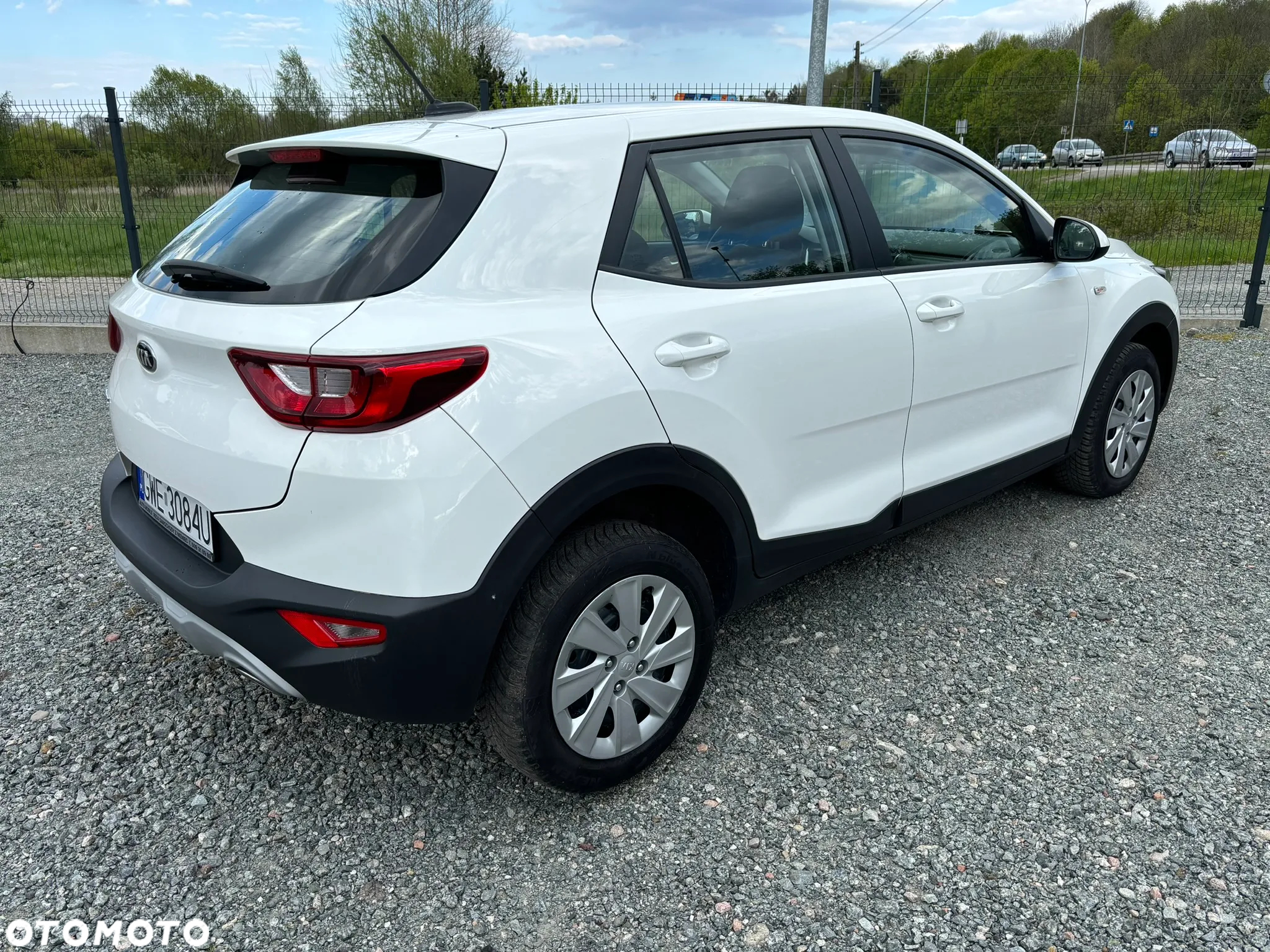 Kia Stonic 1.2 L - 19