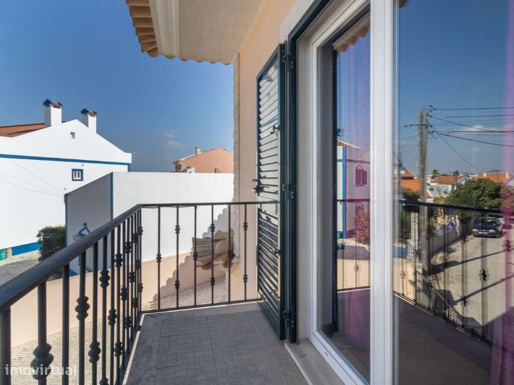 Moradia T4 de Prestígio com Áreas Amplas, Garagem para 2 Carros e C...-33
