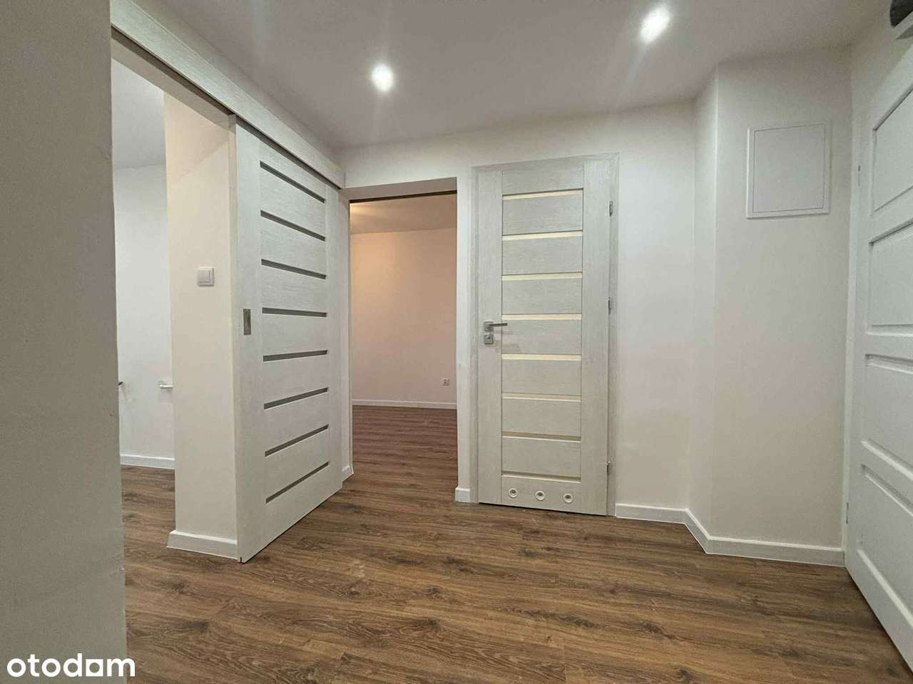 Mieszkanie gotowe do zamieszkania w centrum- widok na Zamek-9