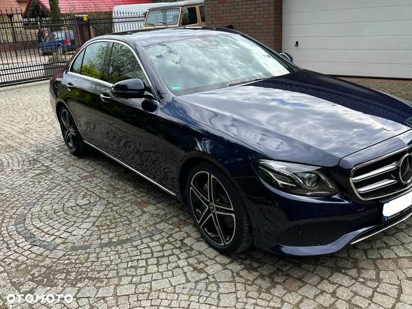 Mercedes-Benz Klasa E 350 D T 9G-TRONIC Exclusive - 2