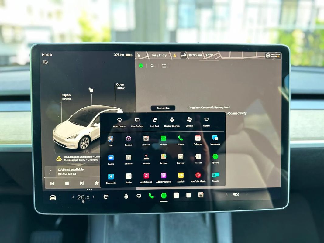 Tesla Model Y Long Range Dual Motor AWD - 38