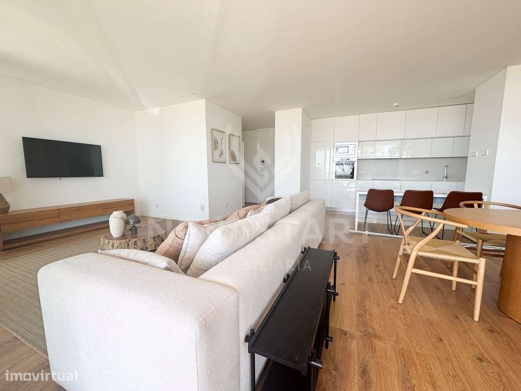 Apartamento T2 novo, garagem, piscinas, vista mar, Del Mar em Olhão-7