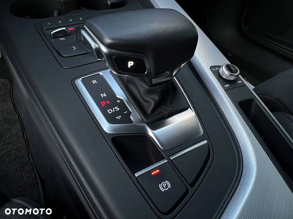 Audi A4 2.0 TFSI ultra S tronic - 31