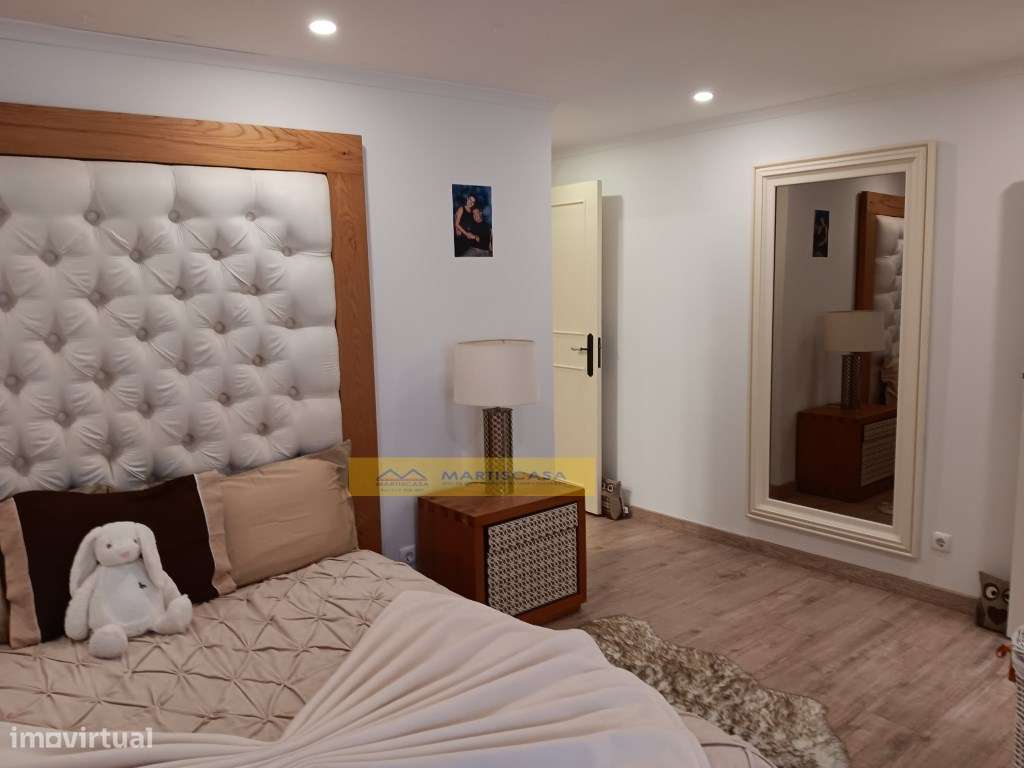 MORADIA DE LUXO V3 COM PISCINA e QUINTA- TERRUGEM-20