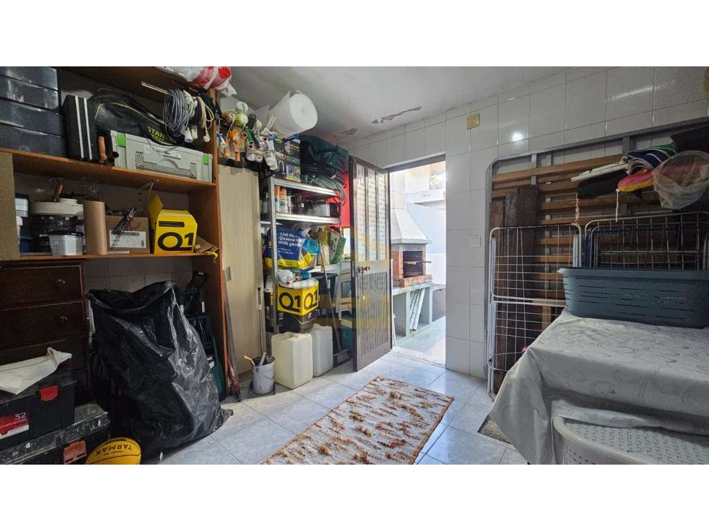 Moradia T2+1 Totalmente Renovada - 100m da Praia | Vila do Conde-27