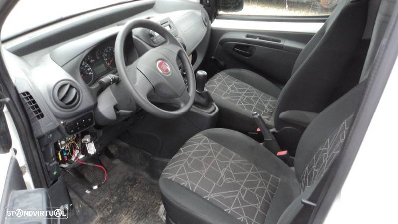 Fiat Fiorino 2010 - Para Peças - 4