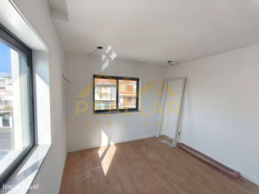 Apartamento T2+1 Duplex com Entrada Independente | Fão - Esposende-9